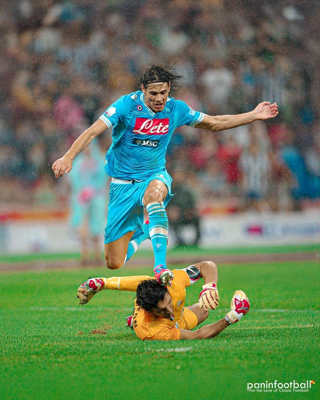 包含尤文轻取那不勒斯，范戴克扑点救主欧冠的词条