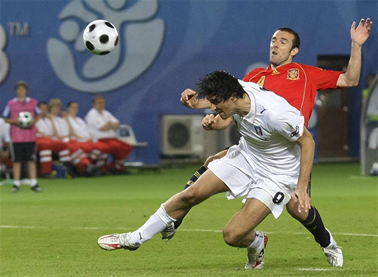 体育app-包含尤文险胜拜仁，卡瓦尼梅开二度亚洲杯的词条